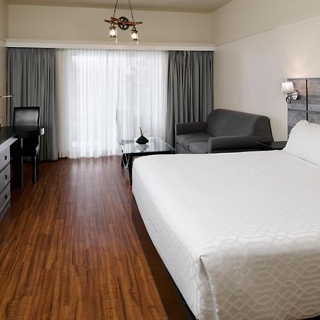 Samuels Boutique Hotel Goderich Buitenkant foto